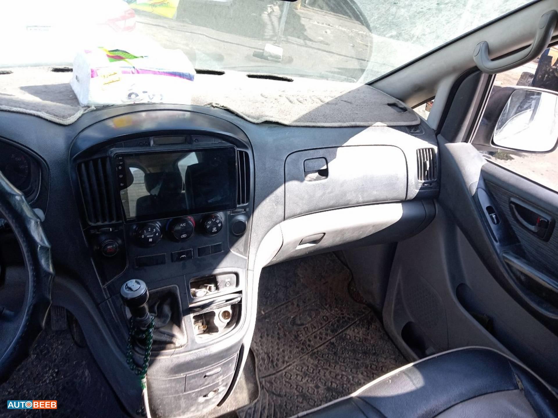 Minibus Hyundai 2008