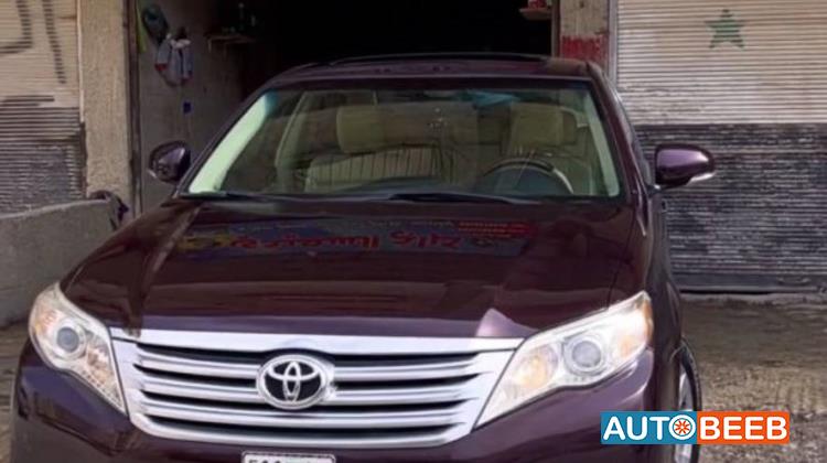 Toyota Avalon 2011