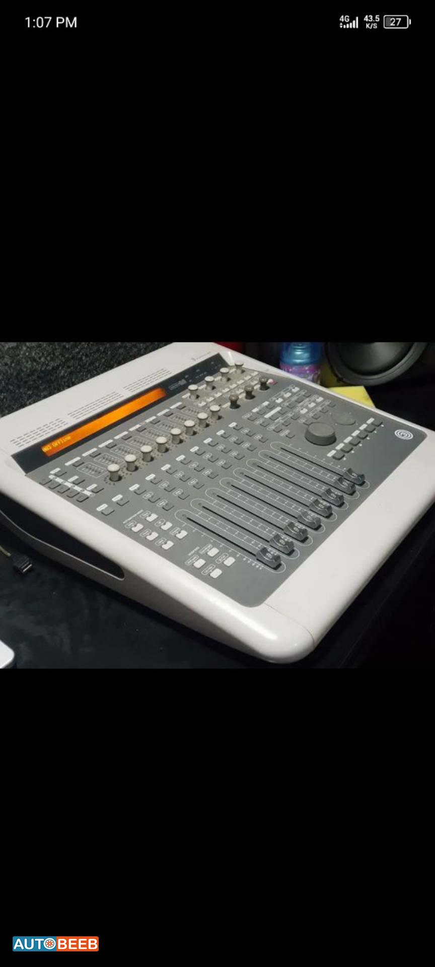 ميكسر ديجيتال. كرت صوت