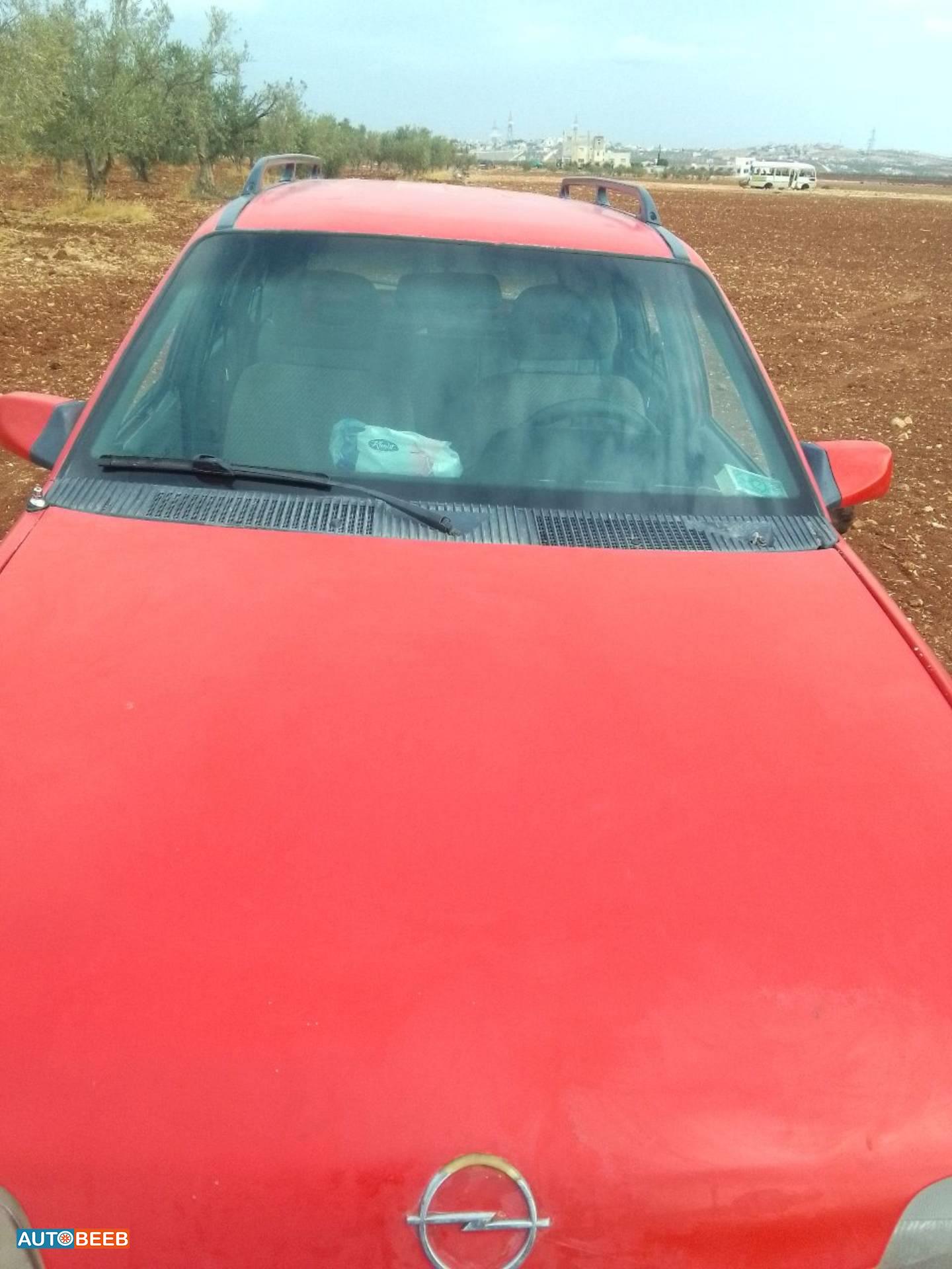 اوبل كاديت 1988