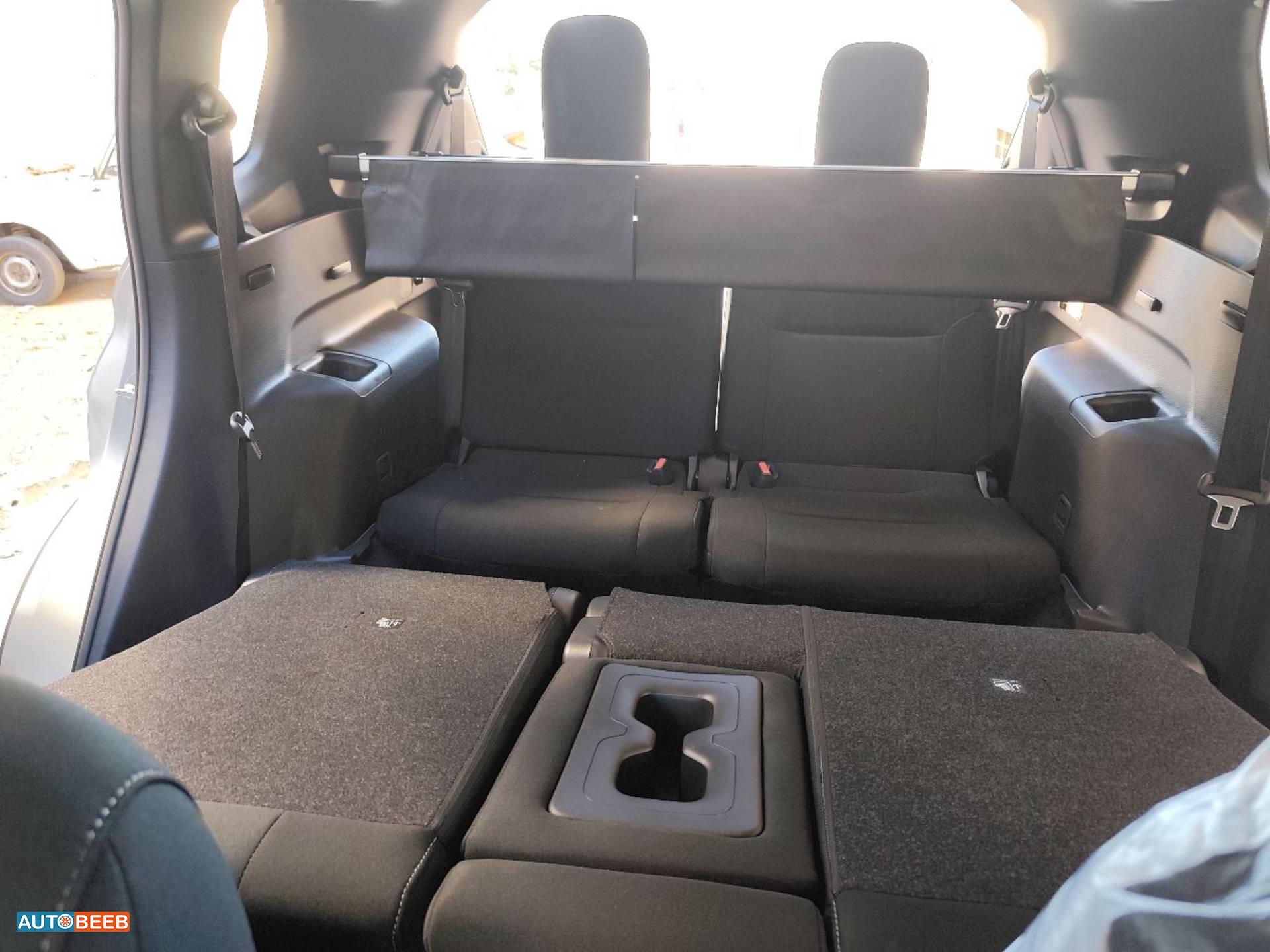 ميتسوبيشي اوتلاندر 2025