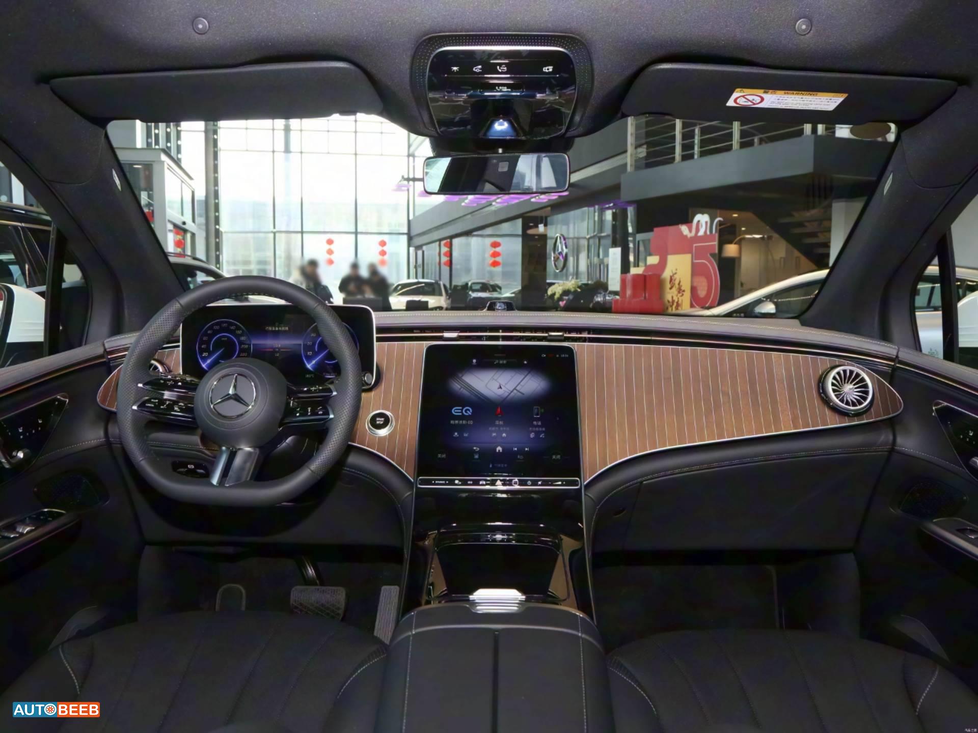 Mercedes Benz EQE500 2024