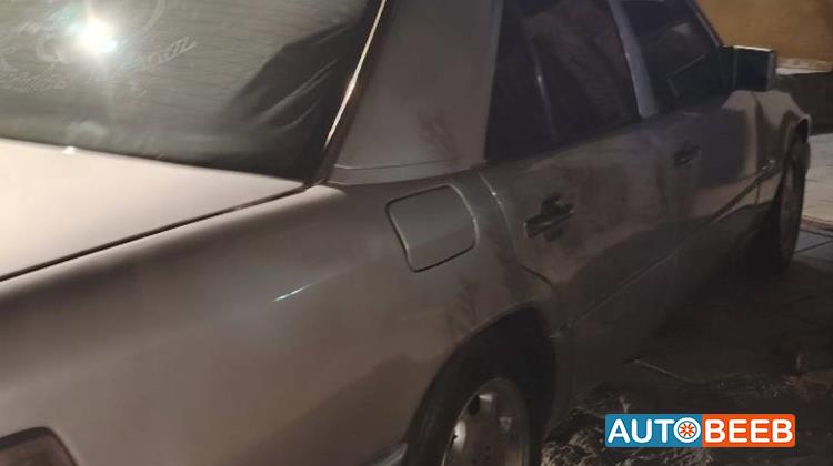 مرسيدس بنز E200 1995