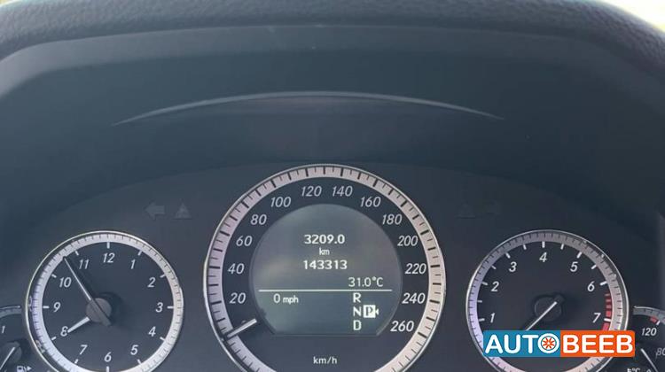 Mercedes Benz E300 2011