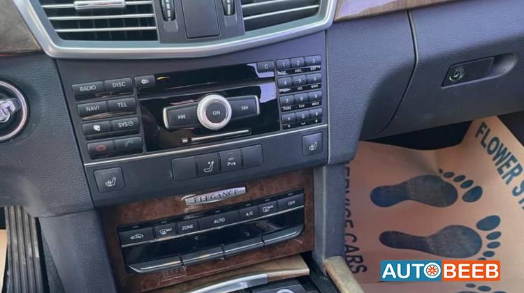 Mercedes Benz E300 2011