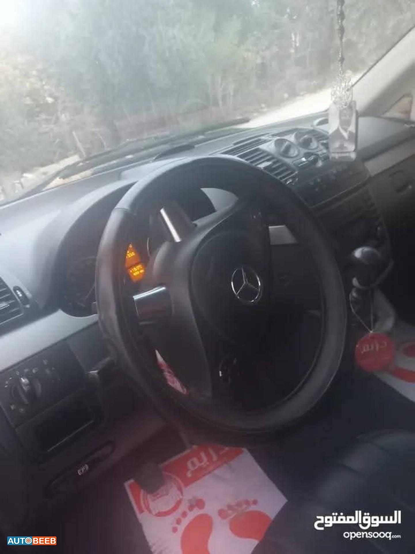 مرسيدس بنز  2012