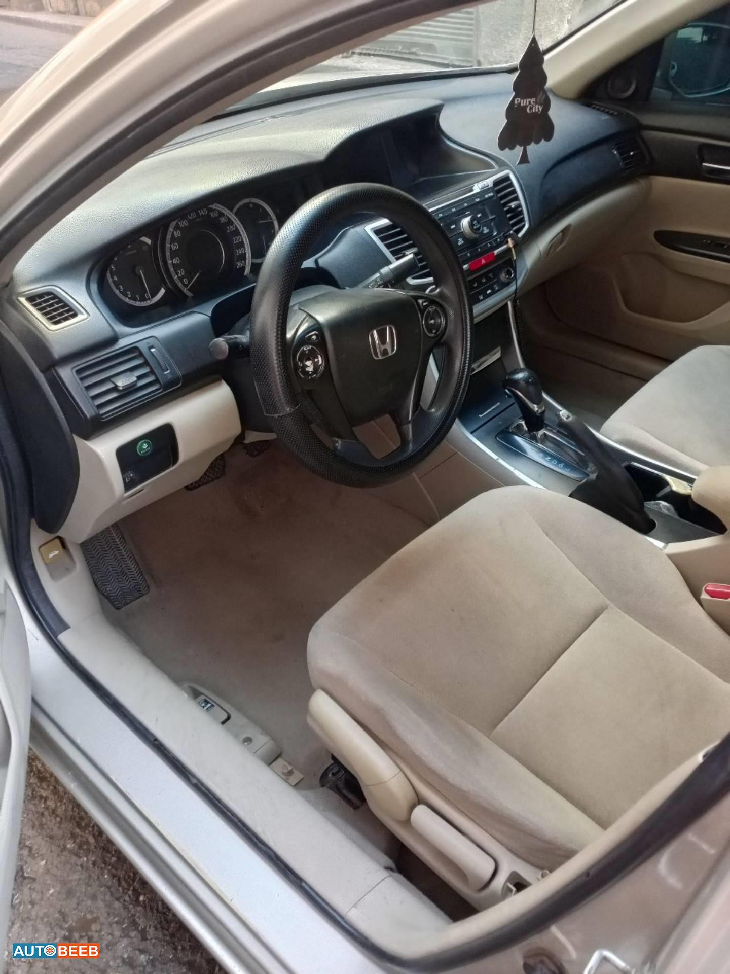 هوندا اكورد 2013