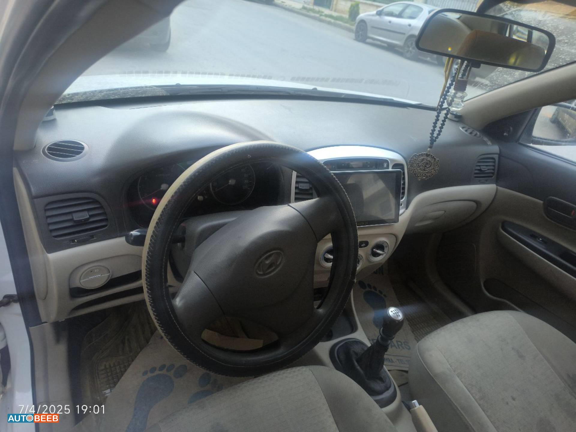 Hyundai Verna 2009