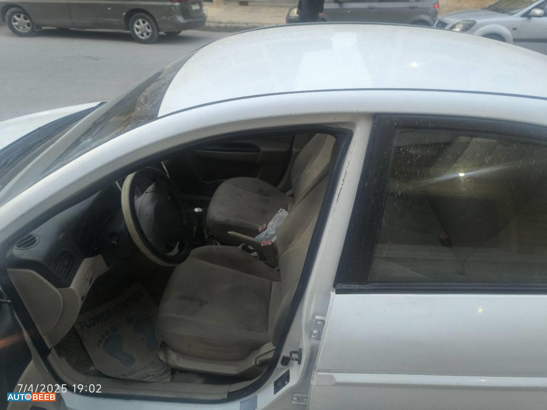 Hyundai Verna 2009