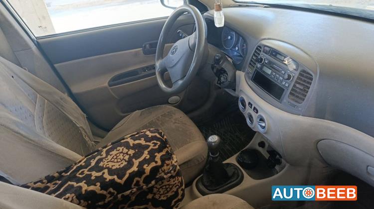 هيونداي فيرنا 2006