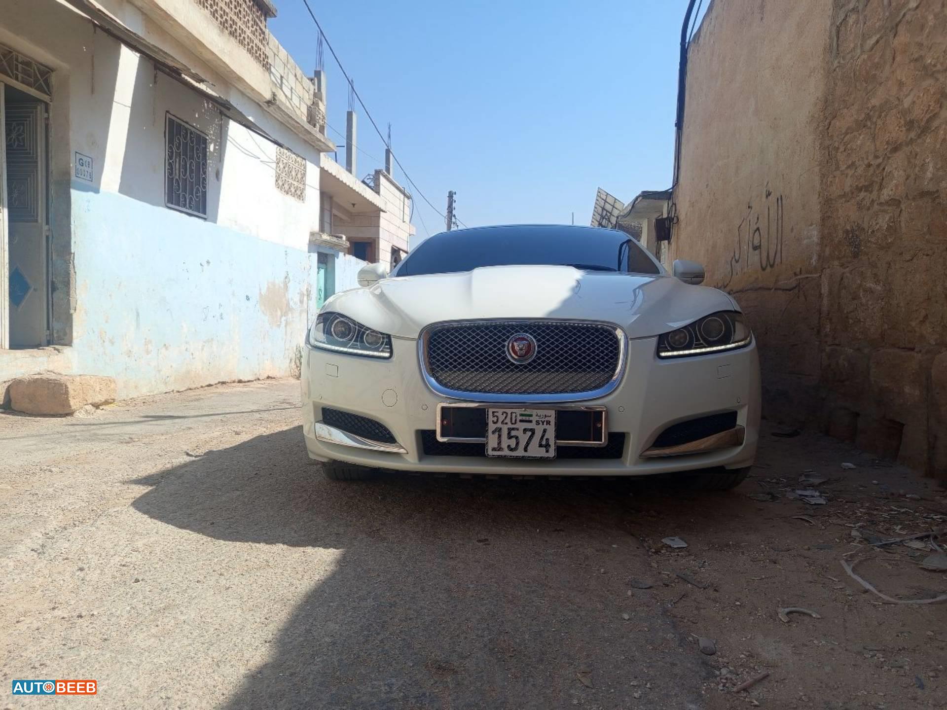 جاكوار XF 2013