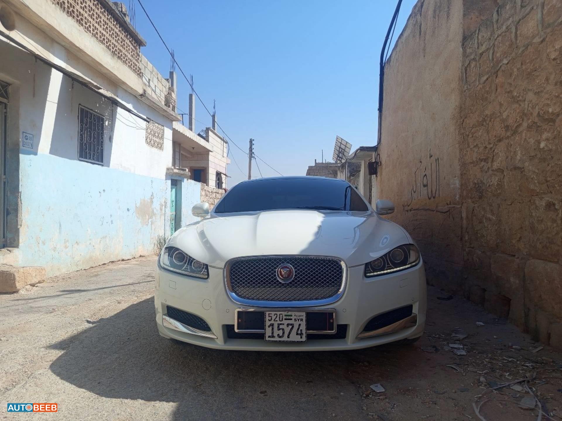 جاكوار XF 2013