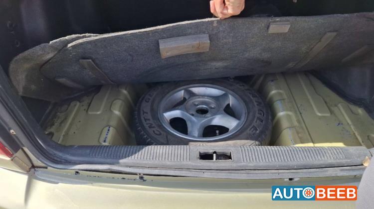 هيونداي فيرنا 1999