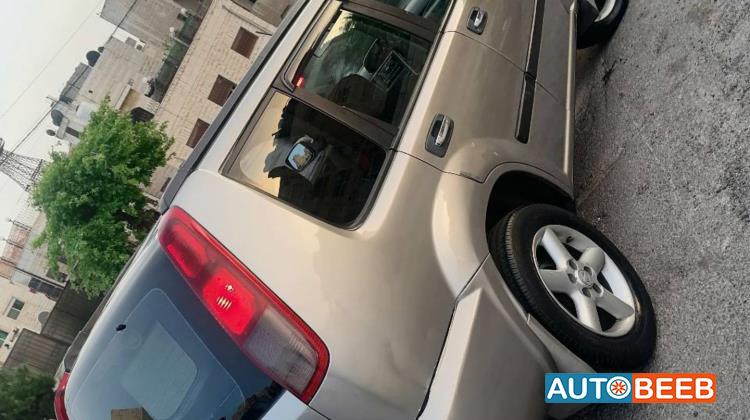 نيسان X-تريل 2005