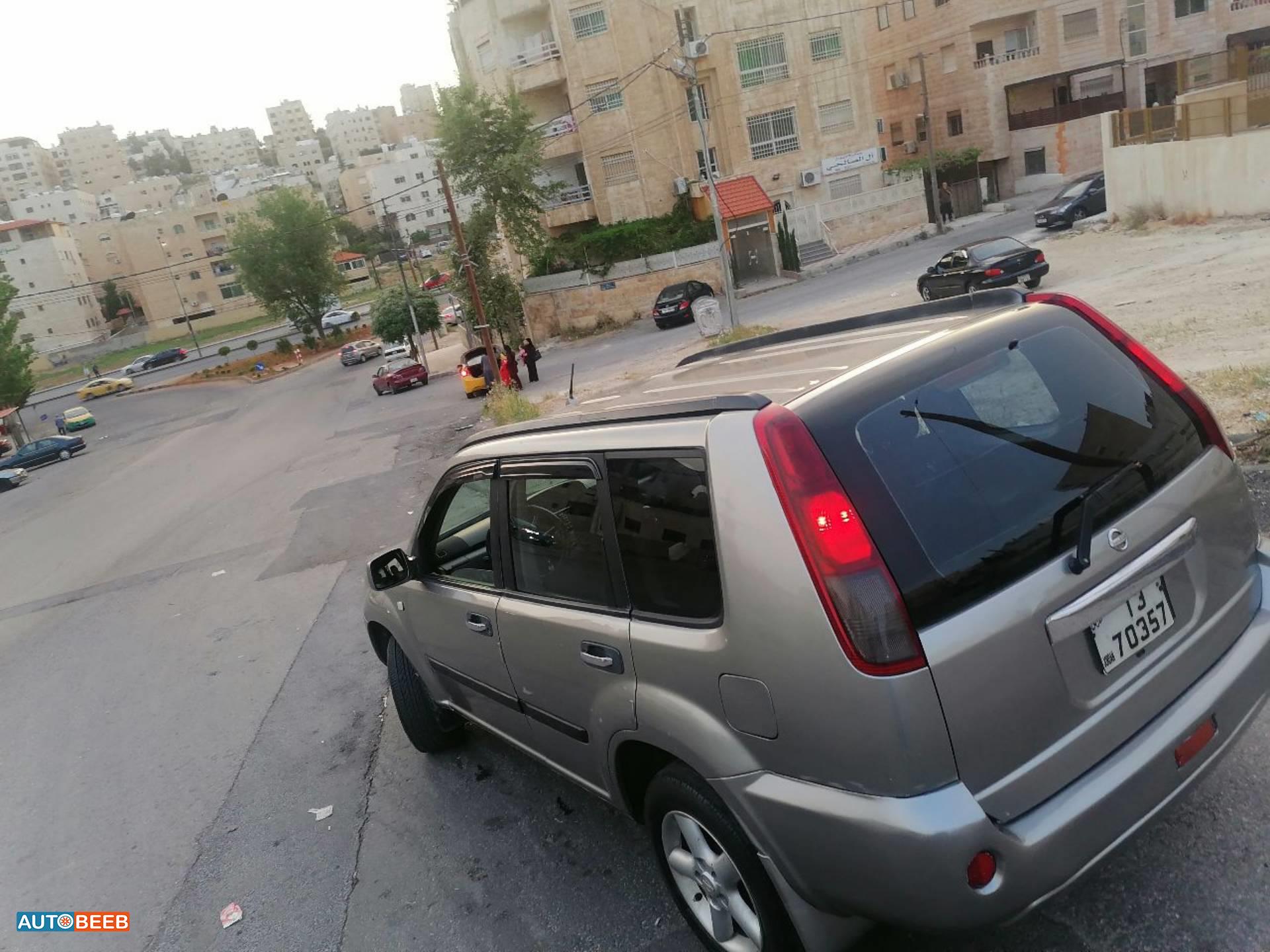 نيسان X-تريل 2005