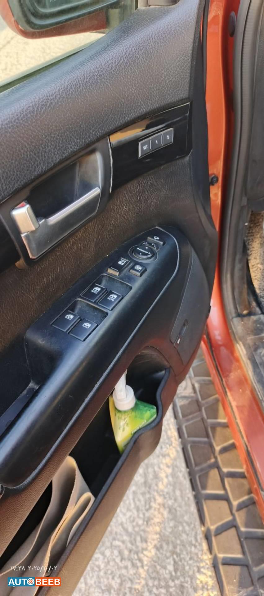 كيا بوريغو - موهافي 2009