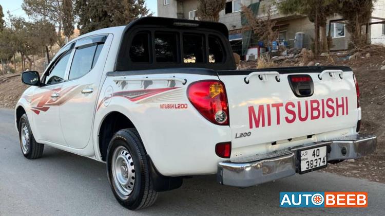 ميتسوبيشي L200 2015