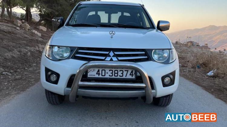 ميتسوبيشي L200 2015