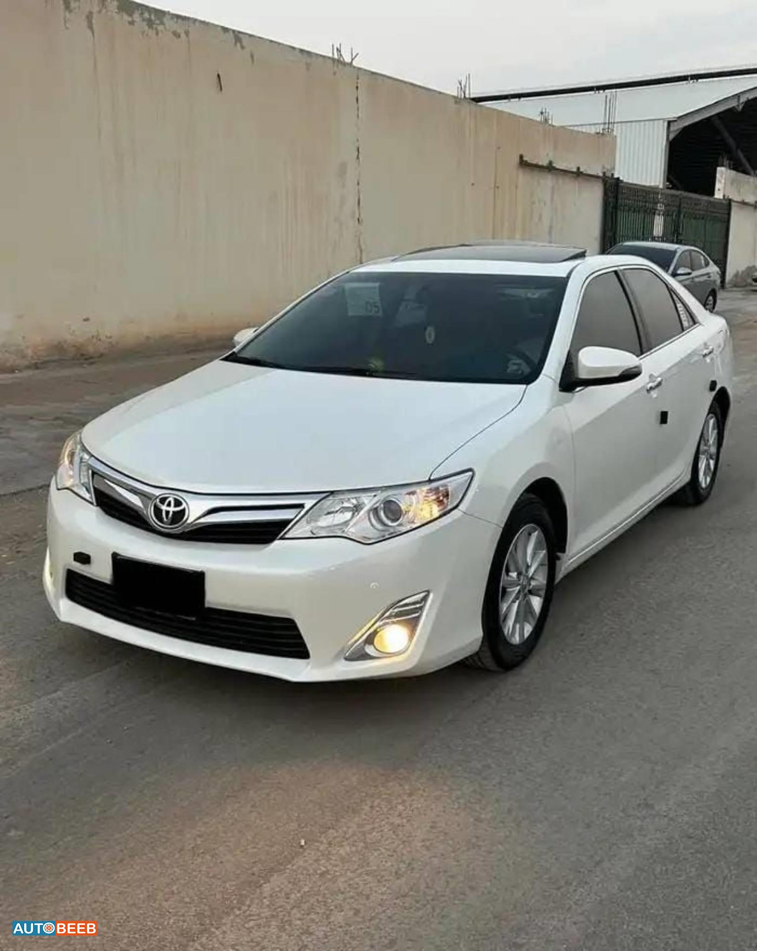 تويوتا كامري 2015