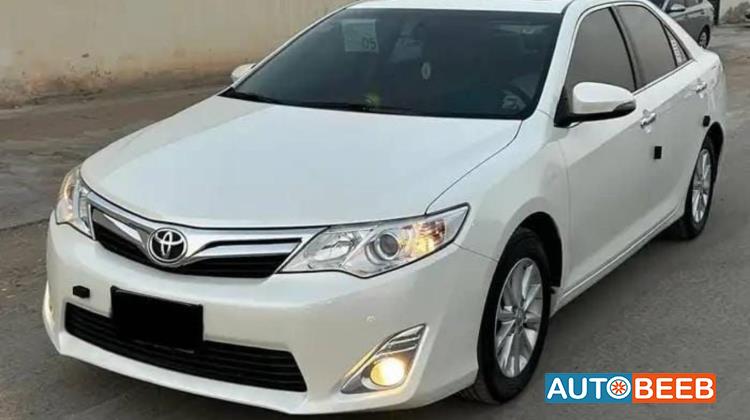 تويوتا كامري 2015