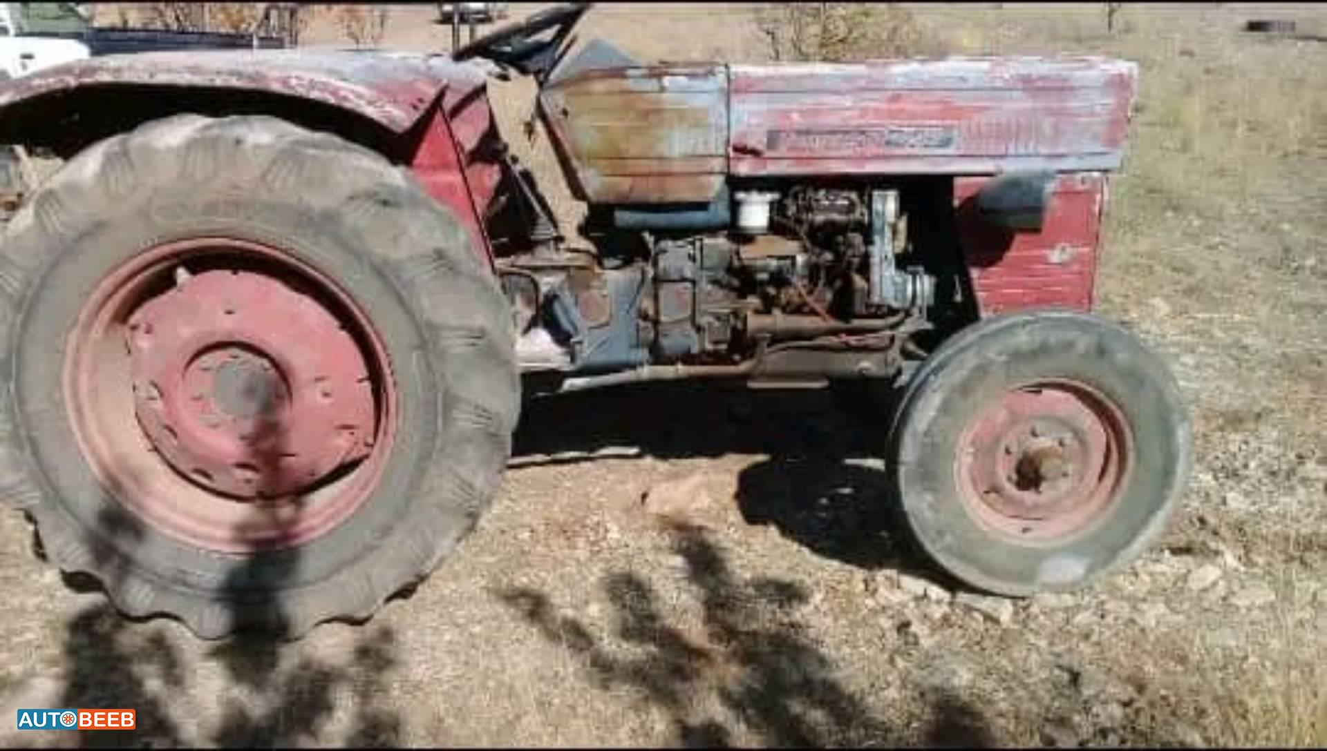 Tractor  1992