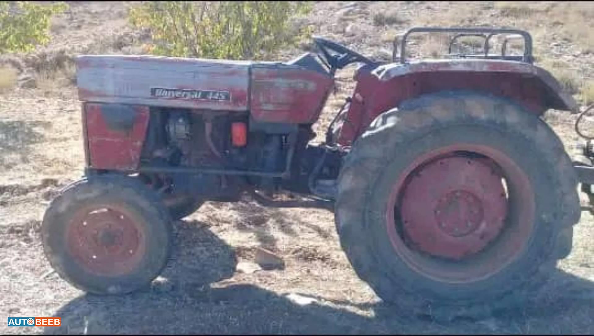 Tractor  1992