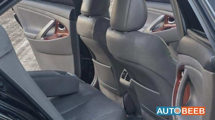 تويوتا كامري 2011