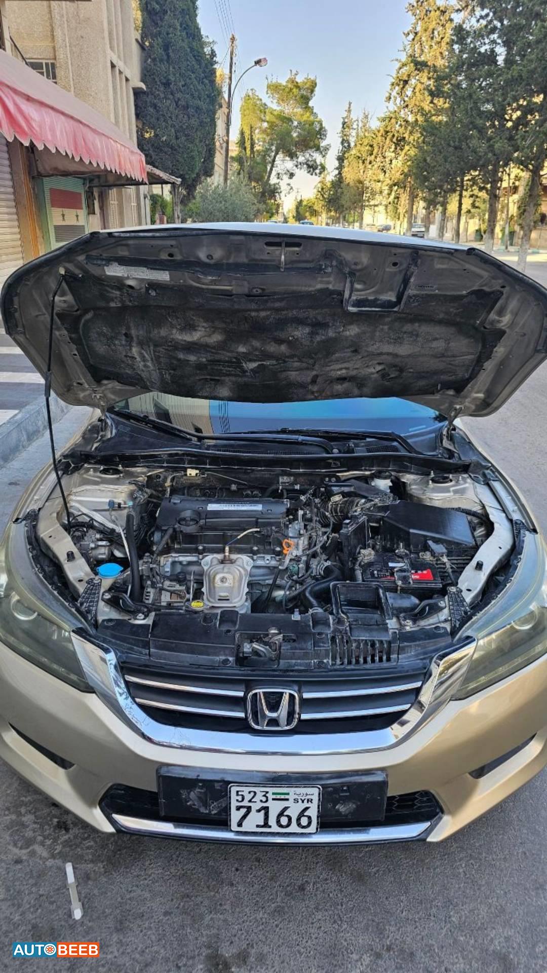 هوندا اكورد 2013