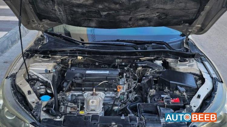 هوندا اكورد 2013