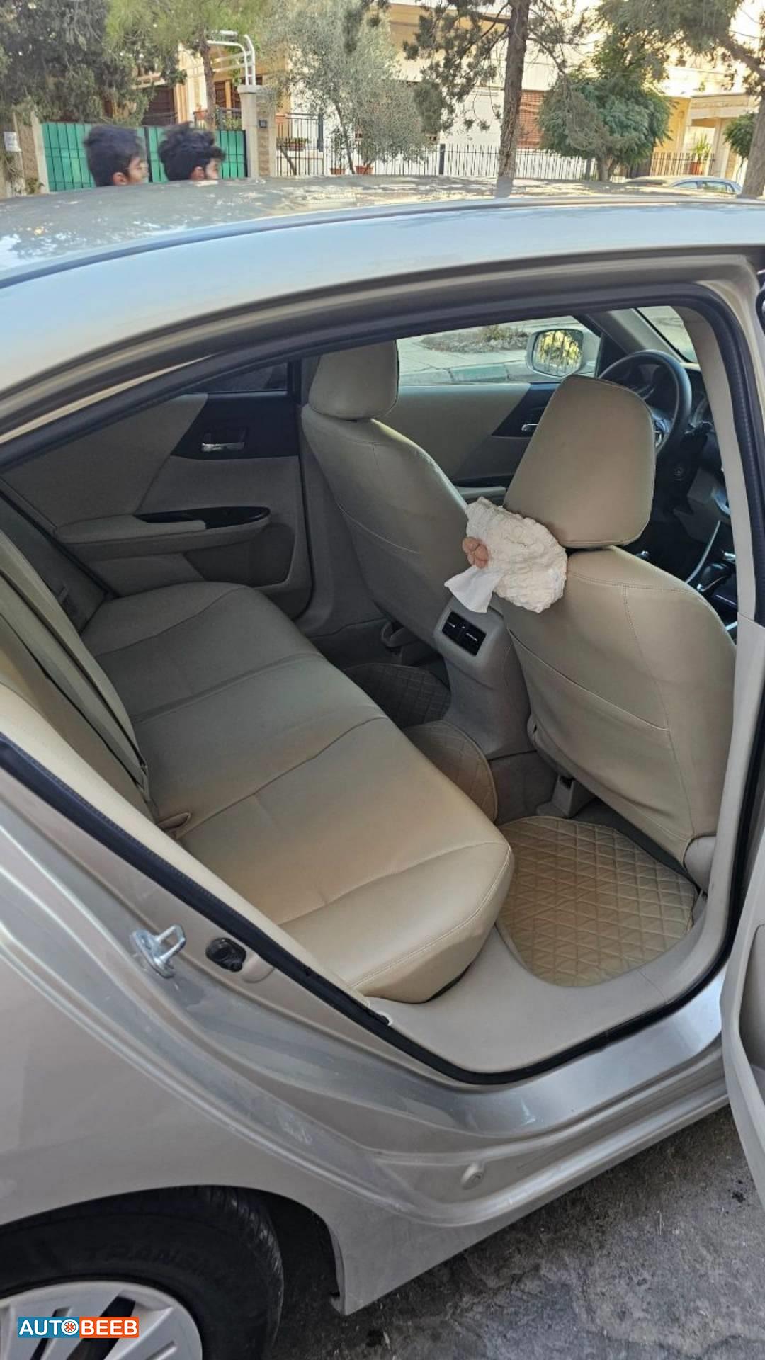 هوندا اكورد 2013