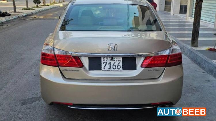 هوندا اكورد 2013