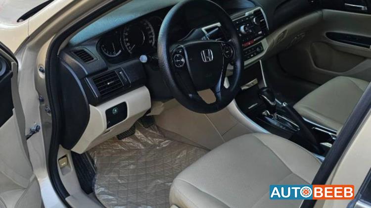 هوندا اكورد 2013