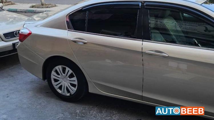 هوندا اكورد 2013