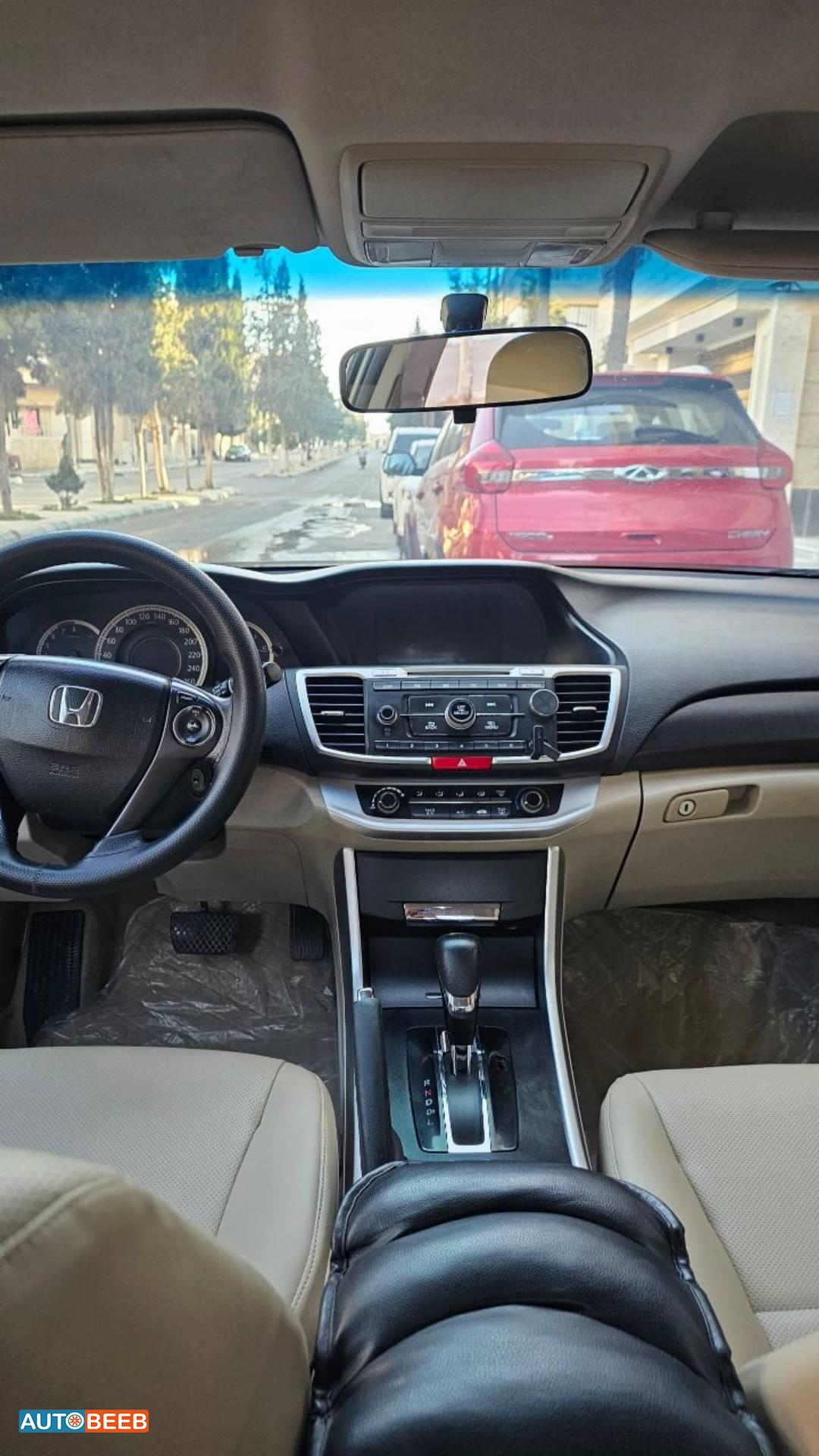 هوندا اكورد 2013