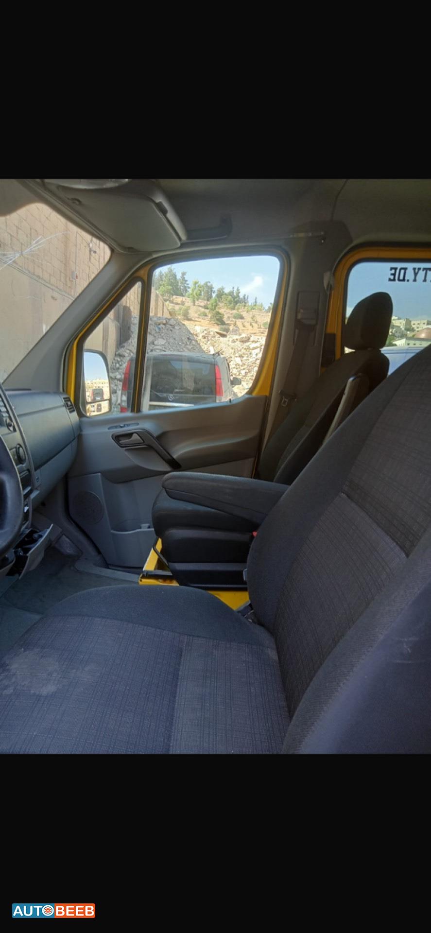 ميني باص مرسيدس بنز 2016