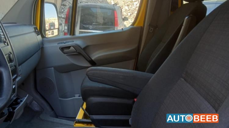 ميني باص مرسيدس بنز 2016