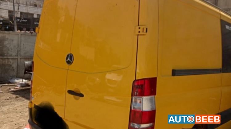 ميني باص مرسيدس بنز 2016