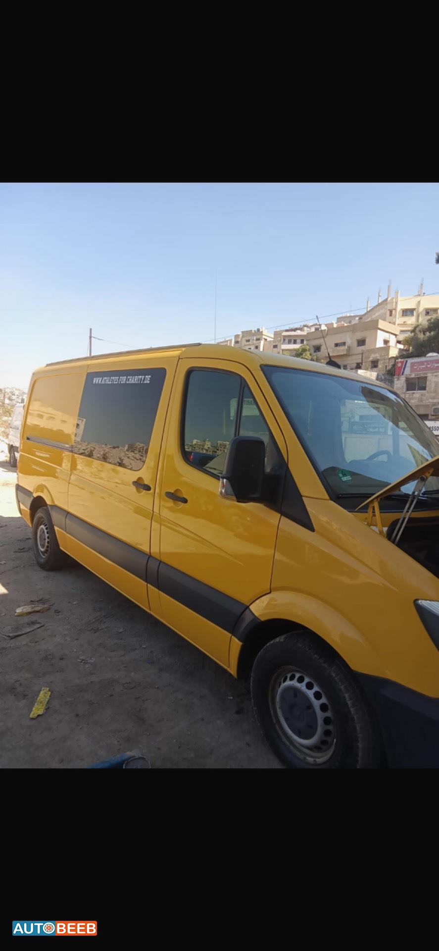 ميني باص مرسيدس بنز 2016