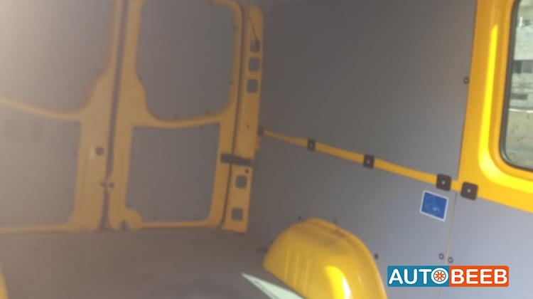 ميني باص مرسيدس بنز 2016