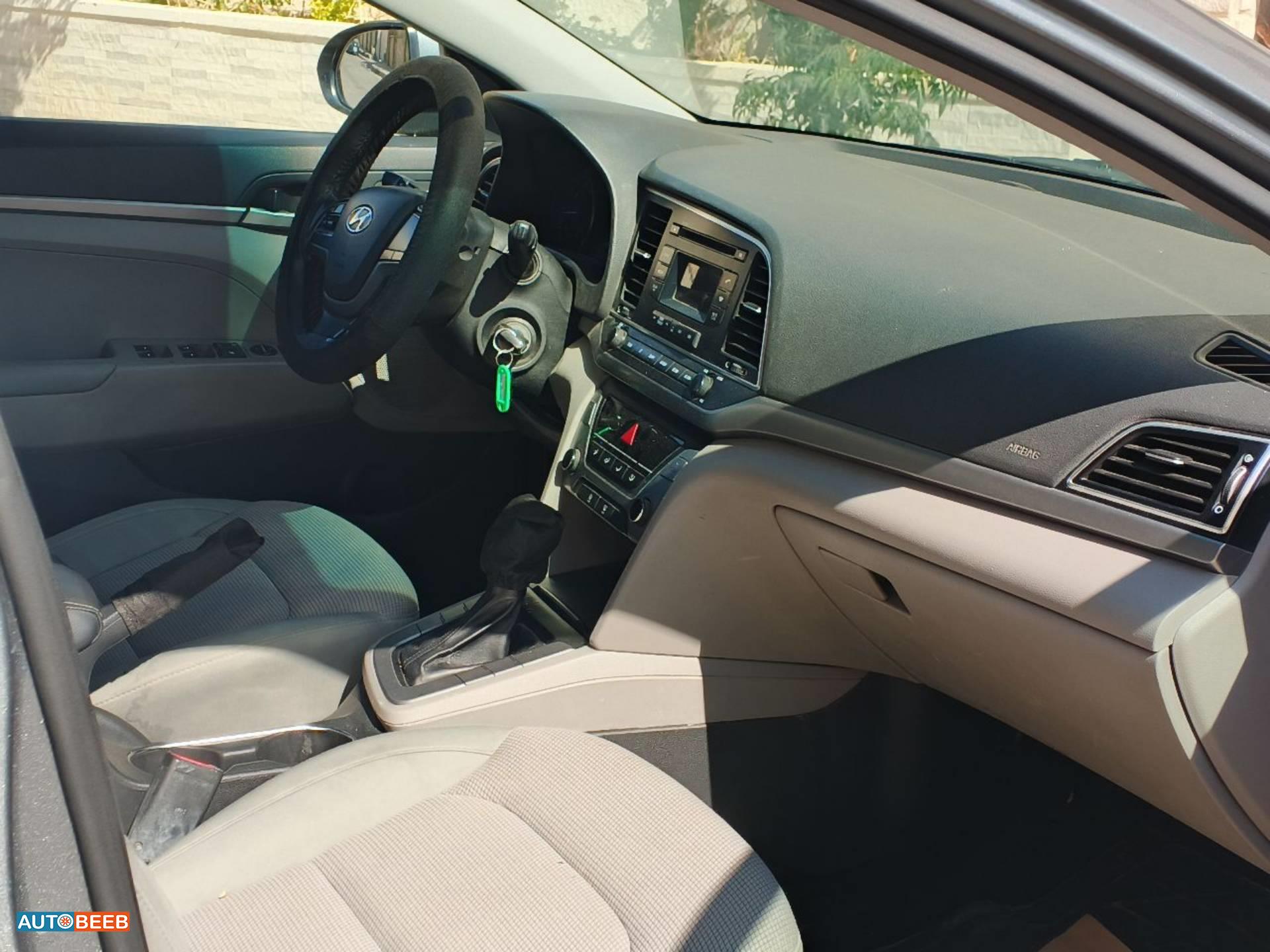 Hyundai Elantra 2018