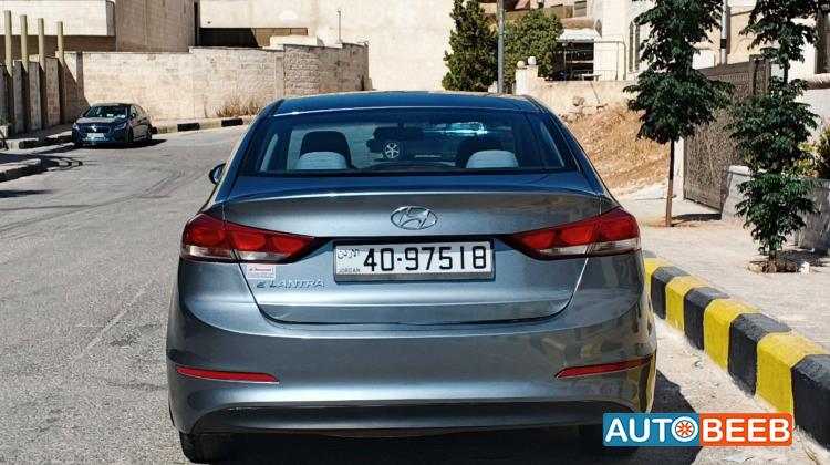 Hyundai Elantra 2018