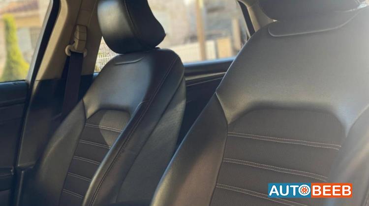 Ford Fusion 2017