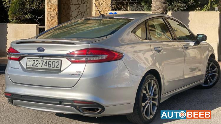 Ford Fusion 2017