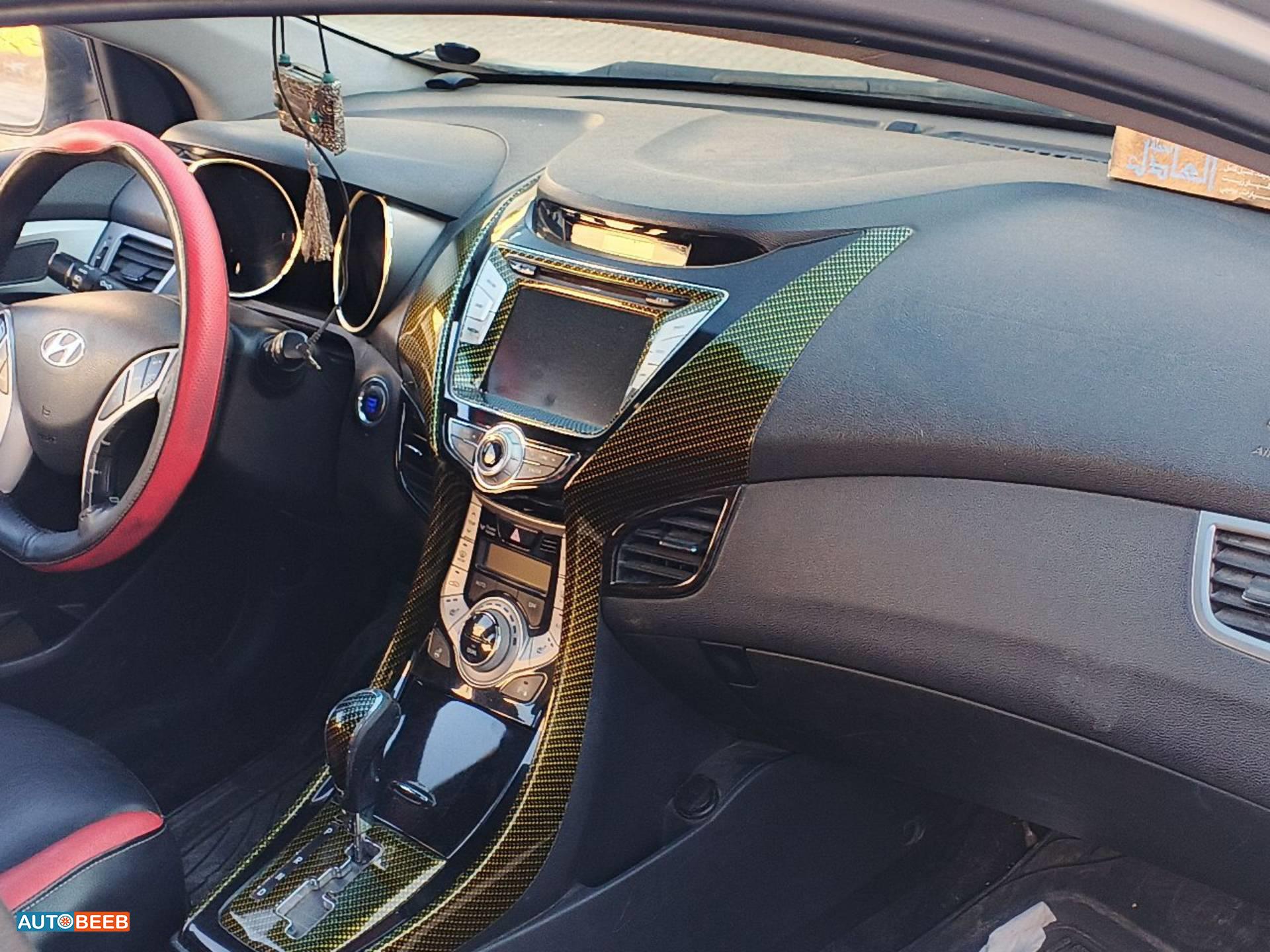 هيونداي افانتي 2011