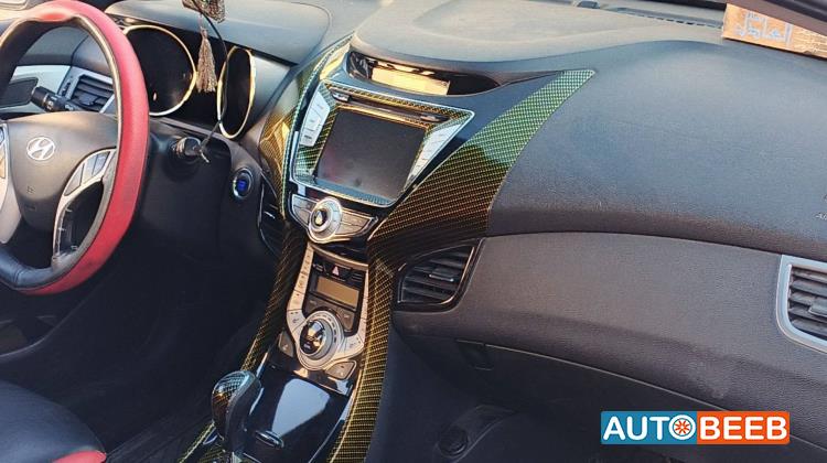 هيونداي افانتي 2011