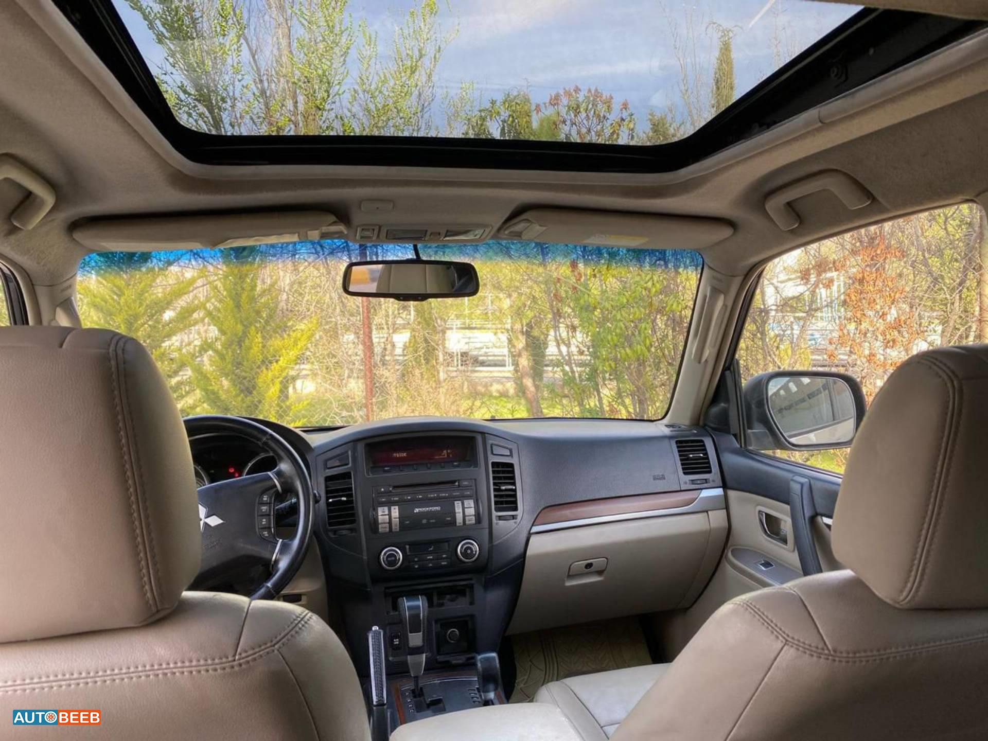 Mitsubishi Pajero 2007