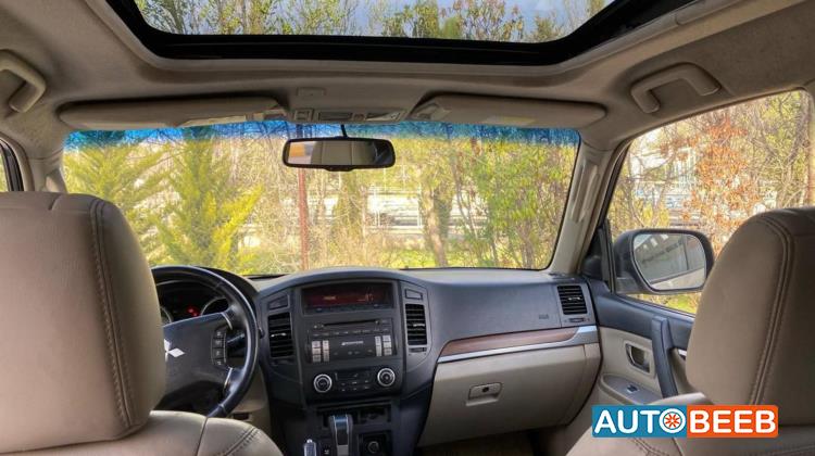 Mitsubishi Pajero 2007