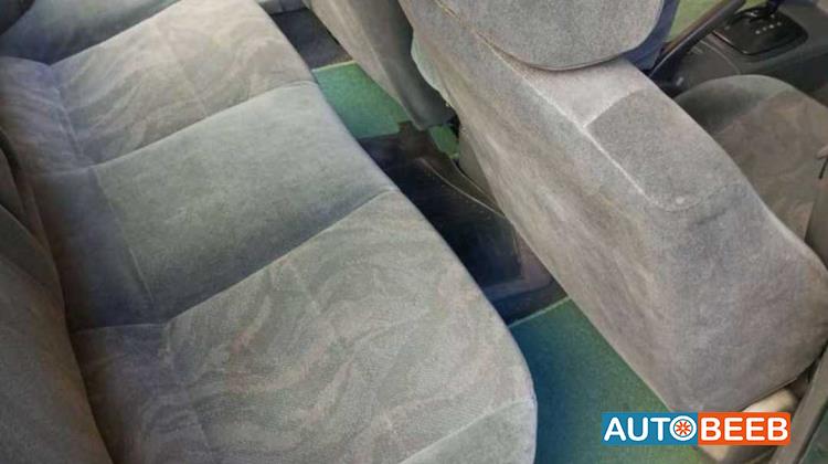 ميتسوبيشي لانسر 2000