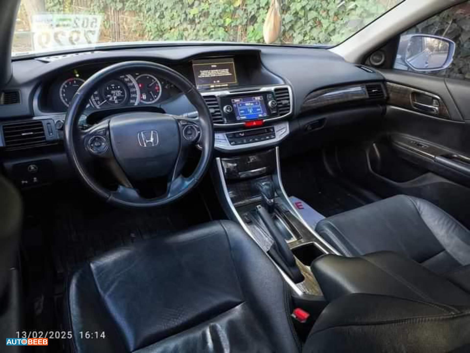 هوندا اكورد 2013