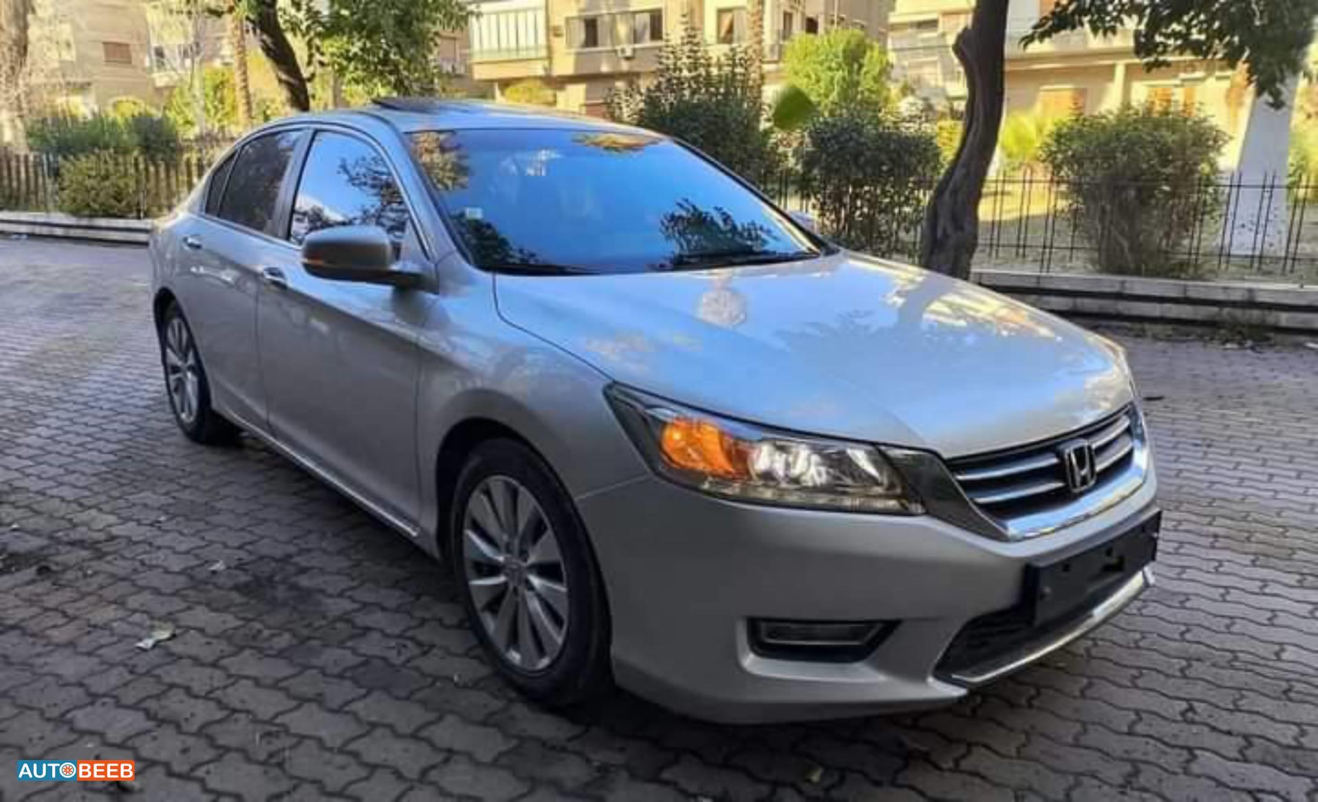 هوندا اكورد 2013